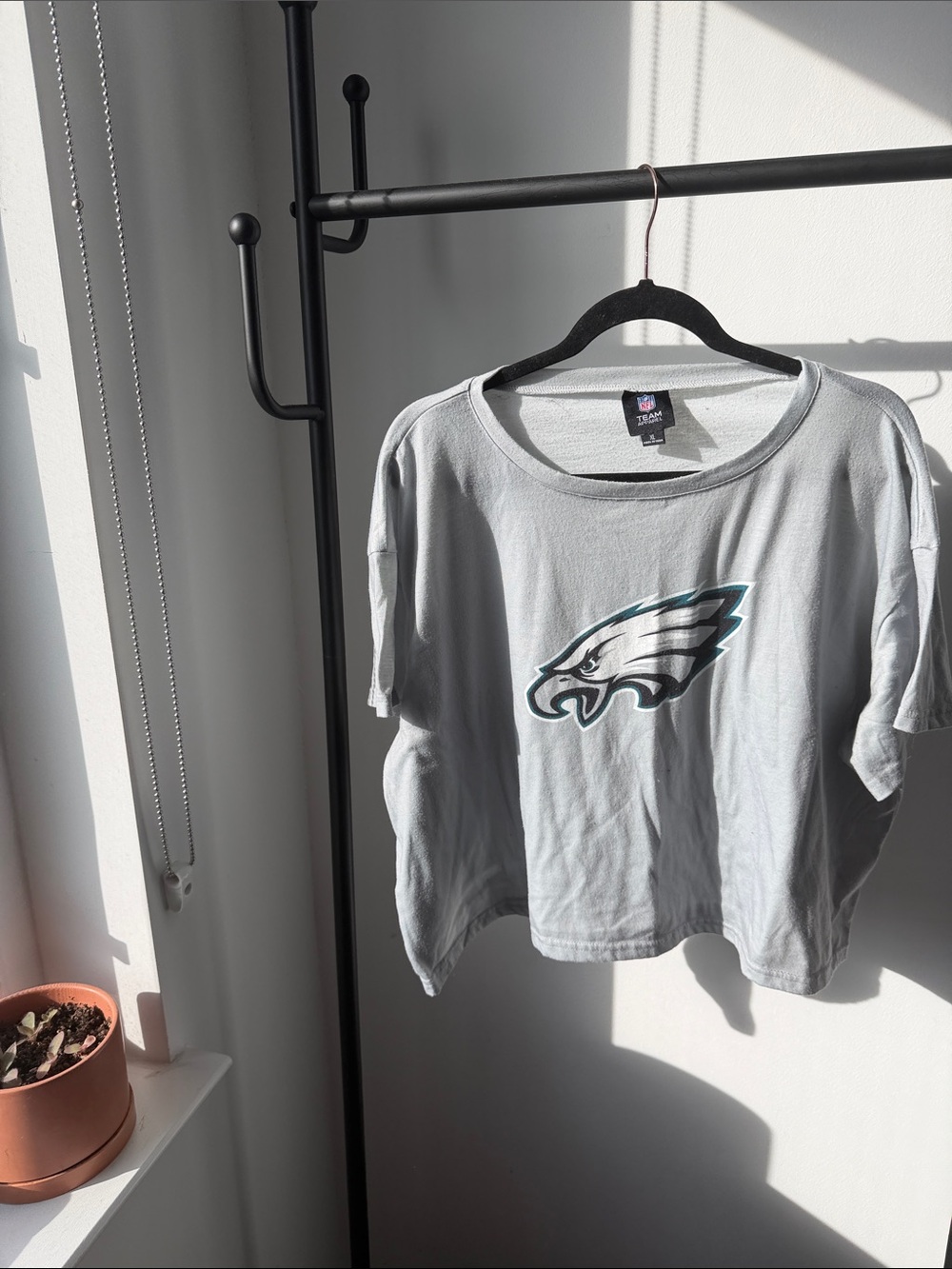 NFL Women’s Gray Crop Top with Eagles Logo